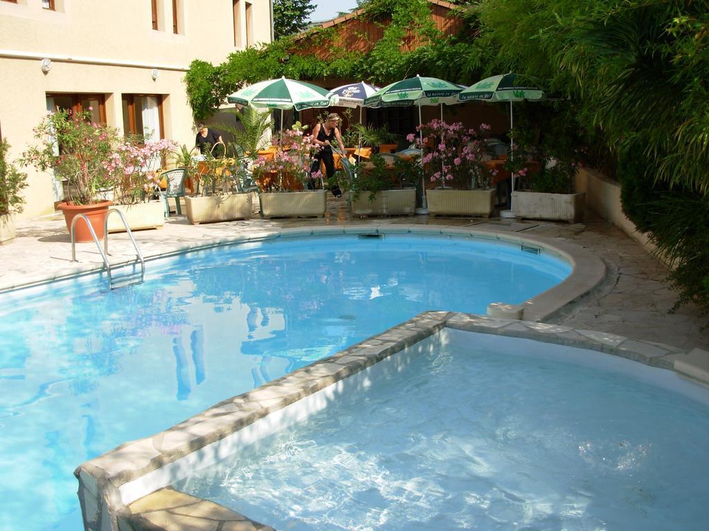 Hotel The Originals Romans-Sur-Isere Le Clos Des Tanneurs Kültér fotó